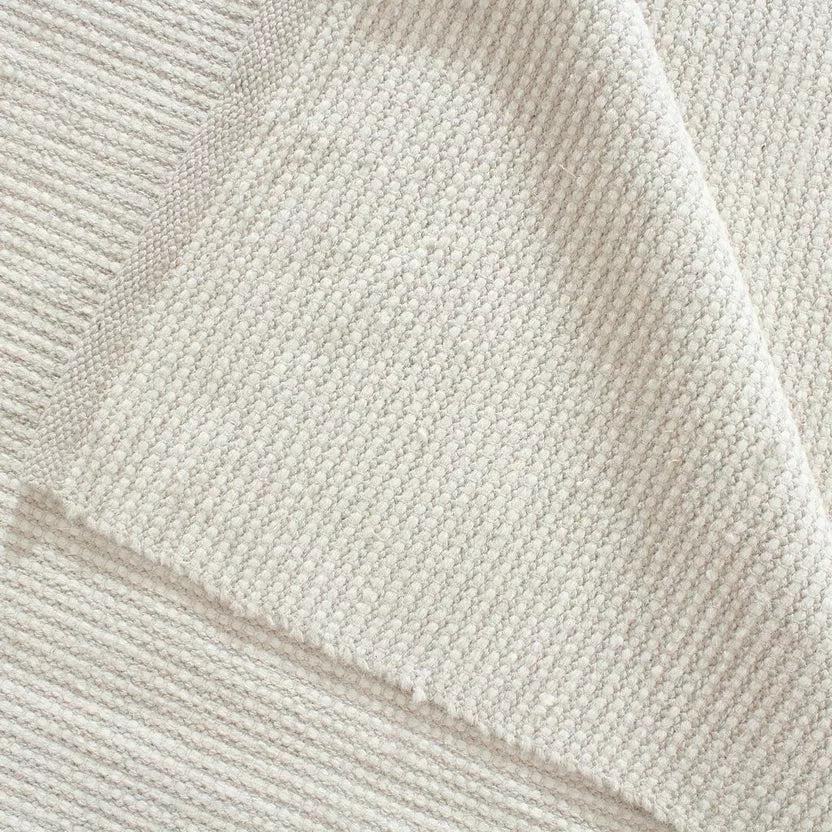 Wool Handwoven Rug (120x170 cm)